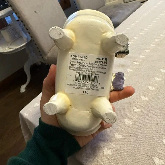 Ashland Edgar gothic Bath Black Coat and Purple Accents - Picture 5 of 5